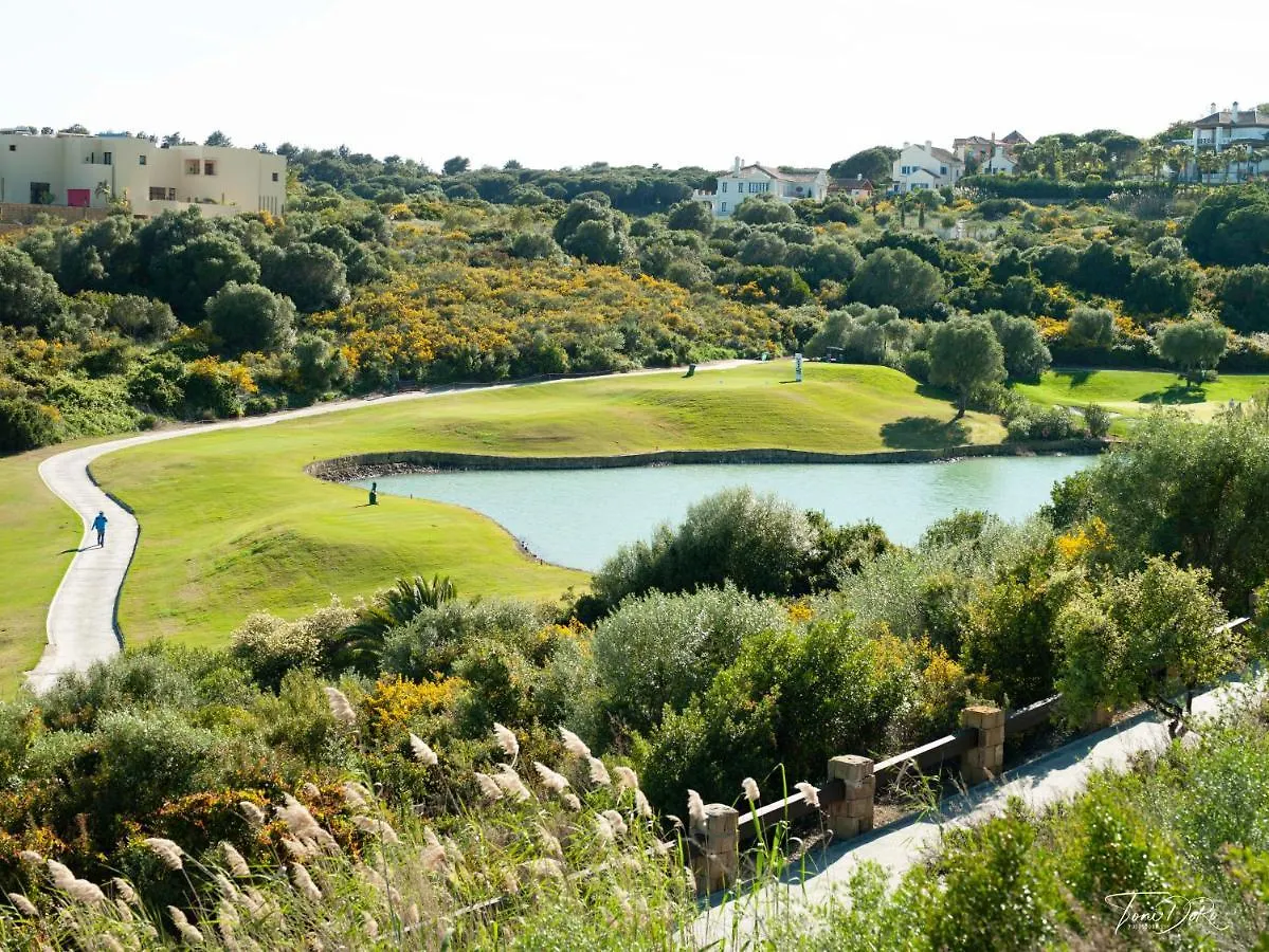 Sotogrande Spacious Duplex With Garden ספרד